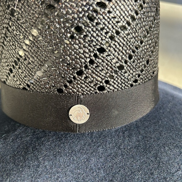 NWT Freya hat main image 8